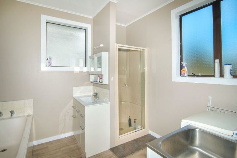 Photo of property in 91 Derby Street, Westport, 7825