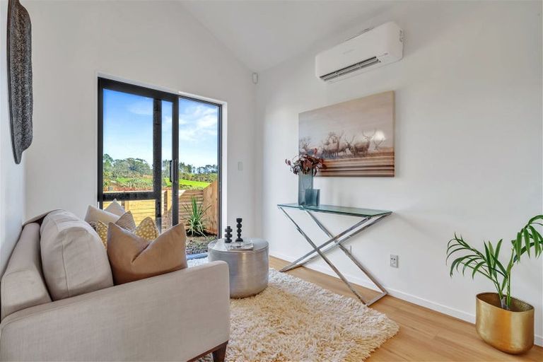 Photo of property in 42 Biokovo Street, Massey, Auckland, 0614