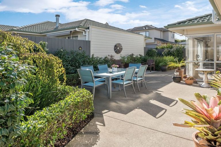 Photo of property in 48b Rodney Street, Howick, Auckland, 2014