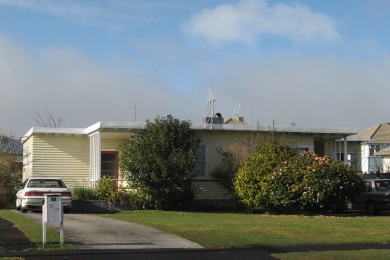 Photo of property in 13 Pinfold Avenue, Hamilton East, Hamilton, 3216