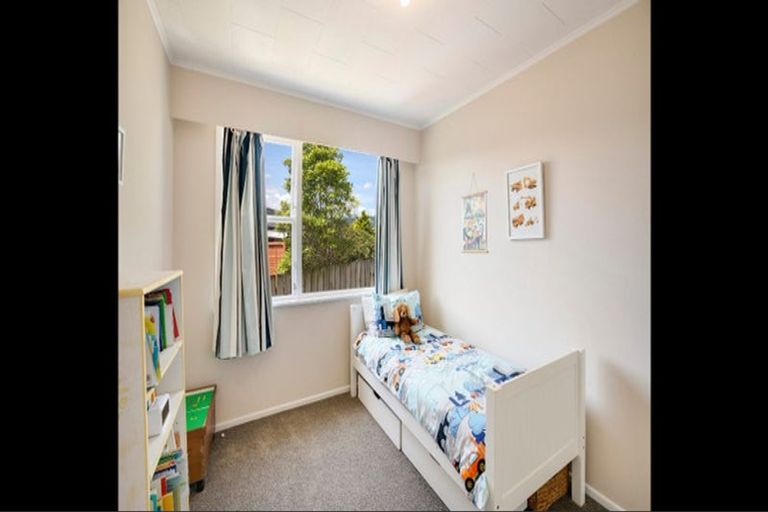 Photo of property in 55 Teoti Street, Paraparaumu Beach, Paraparaumu, 5032