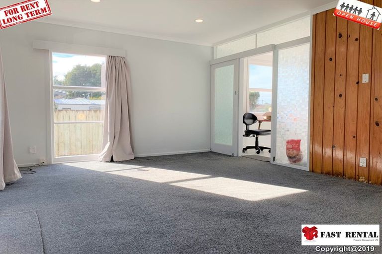 Photo of property in 73 Sylvia Road, Hillcrest, Auckland, 0627