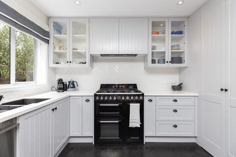 Photo of property in 3 Willowbrook Place, Fendalton, Christchurch, 8052