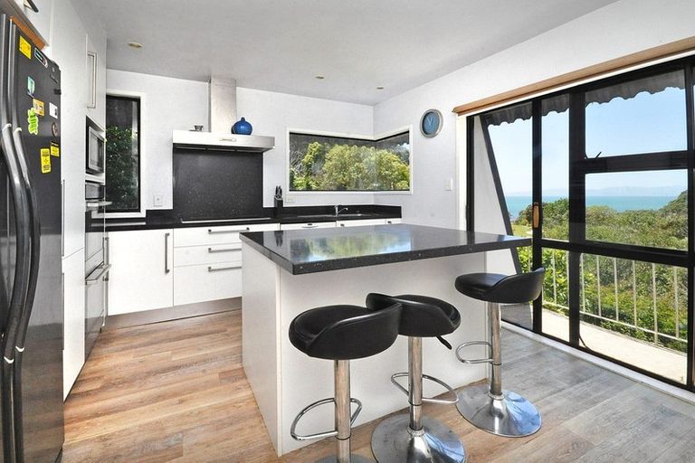 Photo of property in 41 Howard Road, Orere Point, 2585