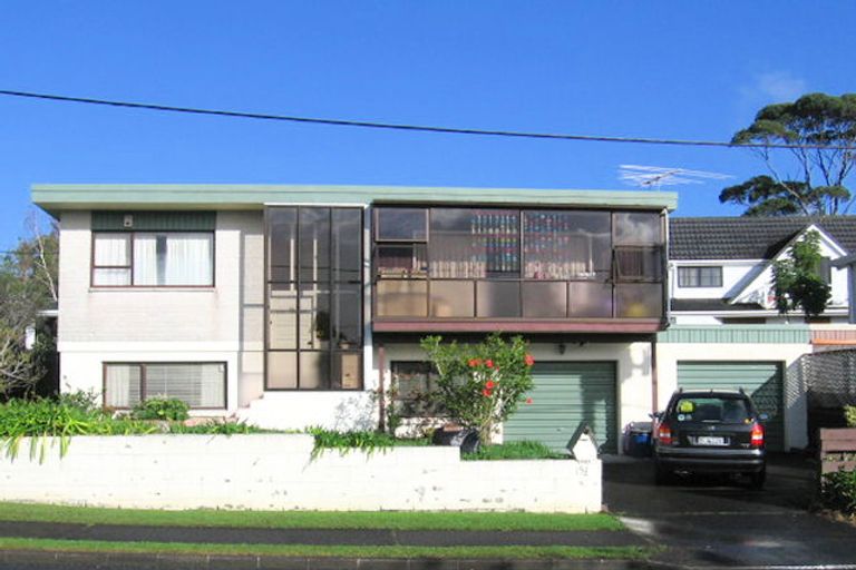 Photo of property in 1/49 Galaxy Drive, Mairangi Bay, Auckland, 0630