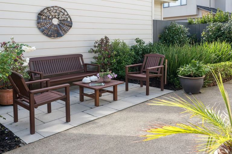 Photo of property in 48b Rodney Street, Howick, Auckland, 2014