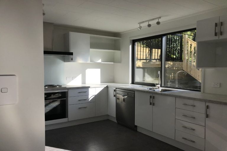 Photo of property in 21b Cockayne Road, Khandallah, Wellington, 6035