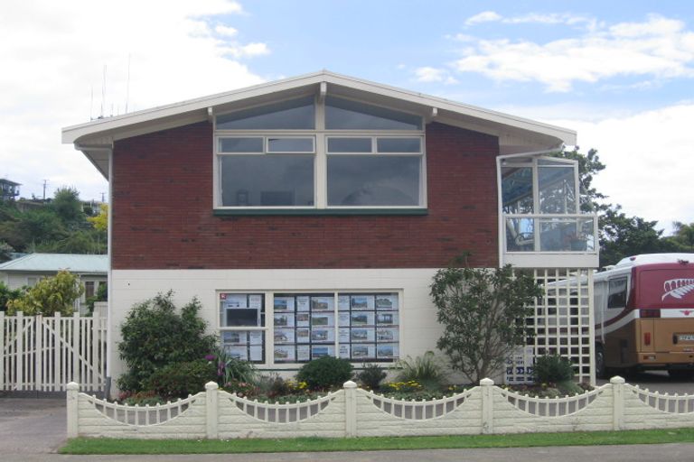 Photo of property in 18 The Esplanade, Omokoroa, 3114