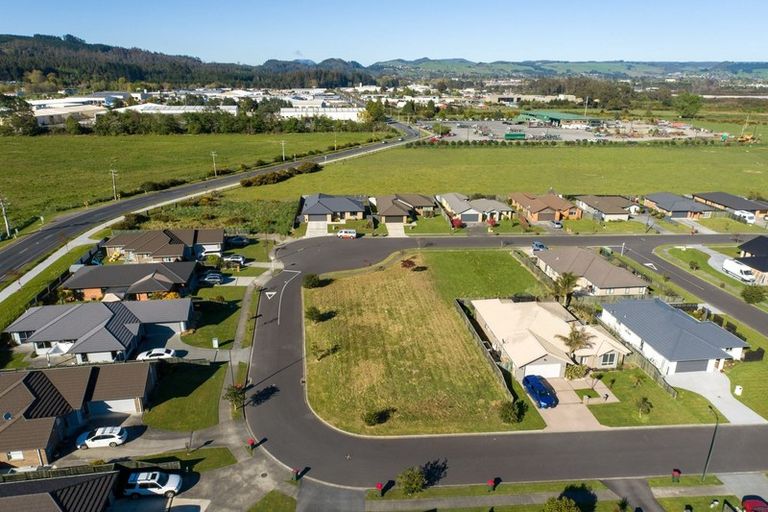 Photo of property in 66 Carroll Place, Owhata, Rotorua, 3010