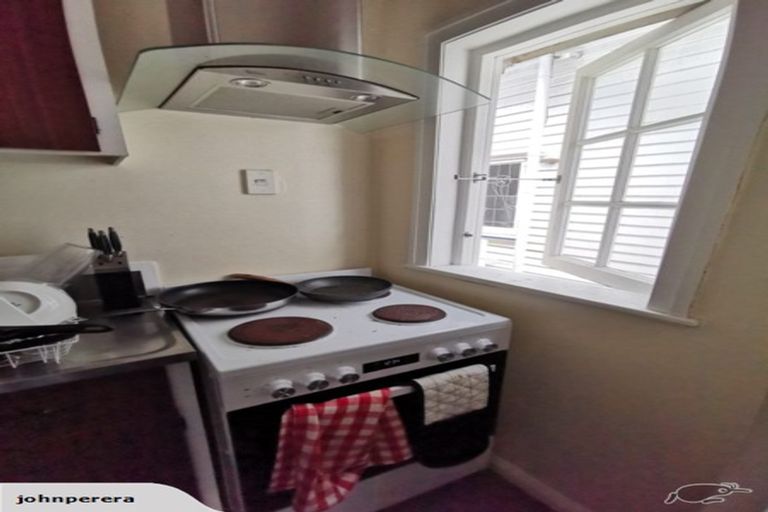 Photo of property in 3/23 Clifton Terrace, Kelburn, Wellington, 6012