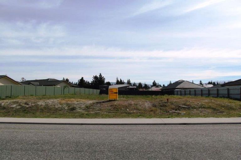 Photo of property in 12 Larch Crescent, Alexandra, 9320