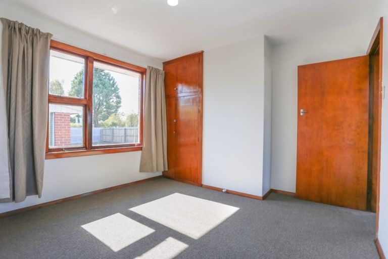 Photo of property in 10 Greenhurst Street, Sockburn, Christchurch, 8042