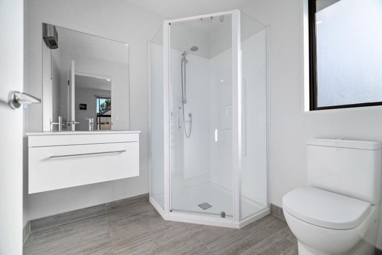 Photo of property in 33 Headley Drive, Lower Shotover, Queenstown, 9304