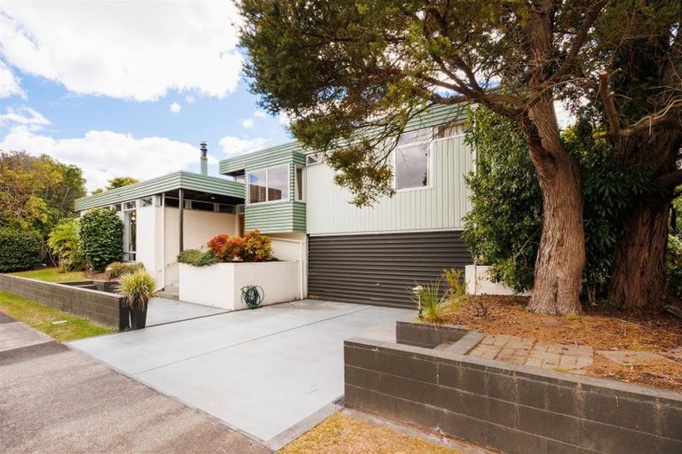 Photo of property in 6 Aitken Street, Bulls, 4818