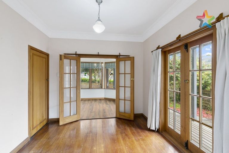 Photo of property in 87 Kings Crescent, Hutt Central, Lower Hutt, 5010