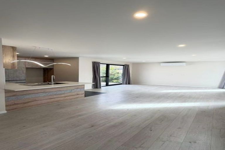 Photo of property in 47c Bruce Mclaren Road, Henderson, Auckland, 0612