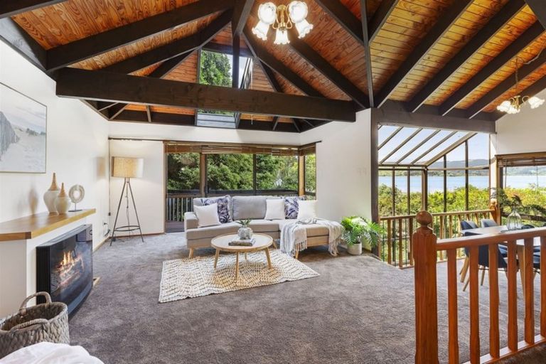 Photo of property in 172 Paremata Road, Paremata, Porirua, 5024