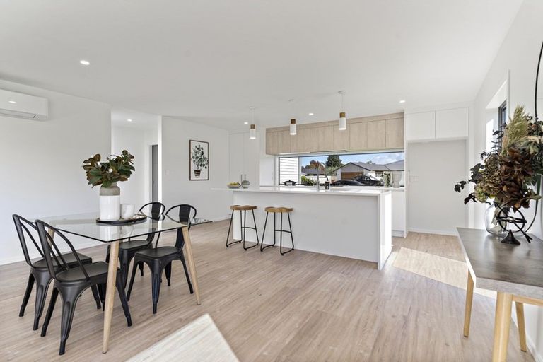 Photo of property in 18 Austin Reid Avenue, Carterton, 5713