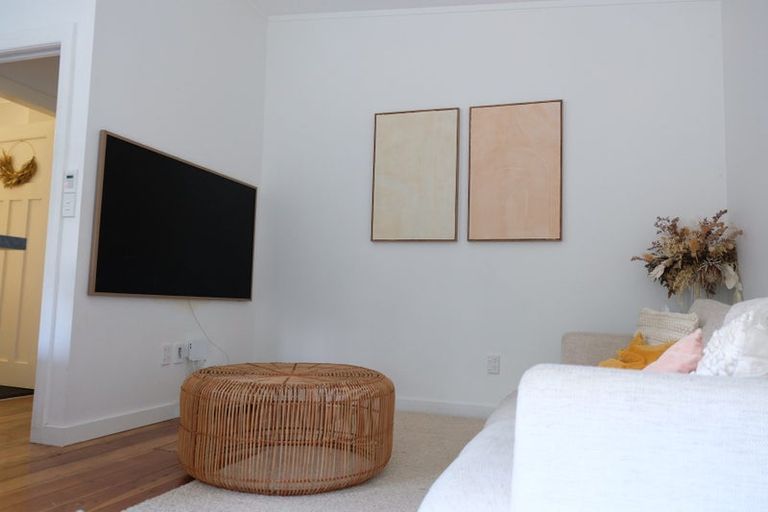 Photo of property in 20 Farnham Street, Mornington, Wellington, 6021