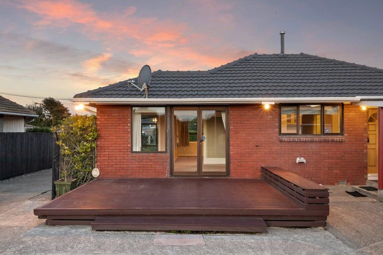 Photo of property in 16 Neill Street, Hornby, Christchurch, 8042