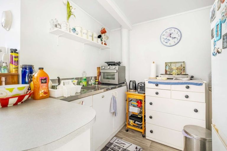 Photo of property in 54 Powells Road, Cable Bay, 0420