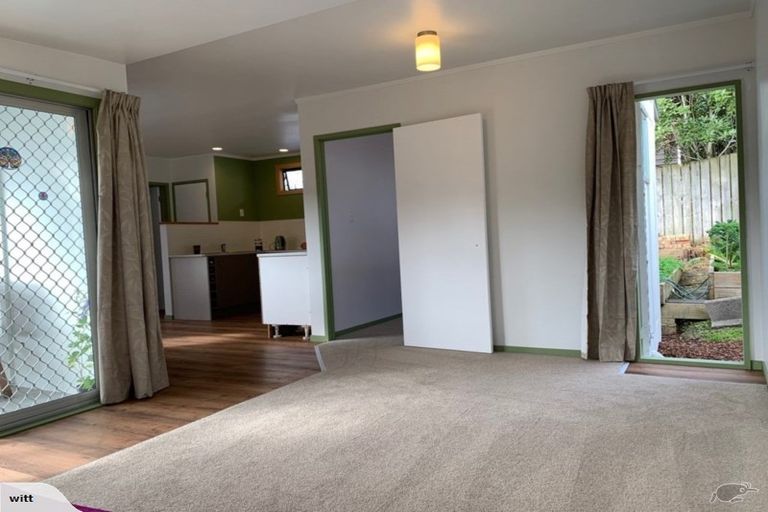 Photo of property in 1/645 Swanson Road, Swanson, Auckland, 0612