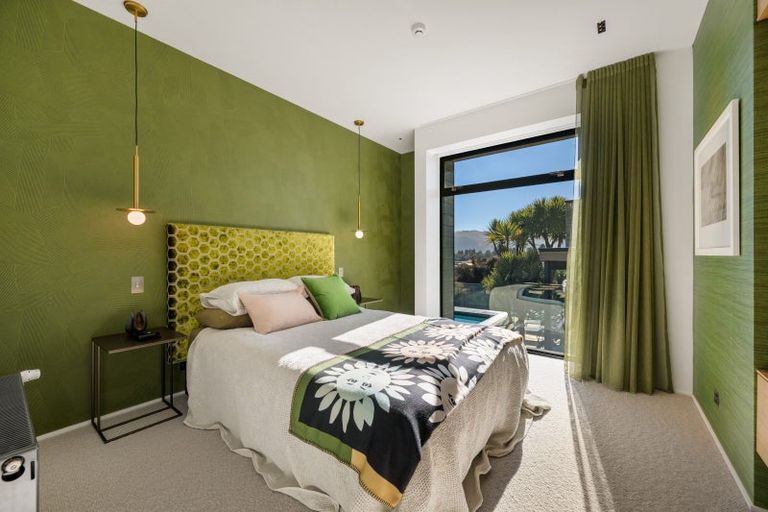 Photo of property in 10 Kanuka Rise, Albert Town, Wanaka, 9305