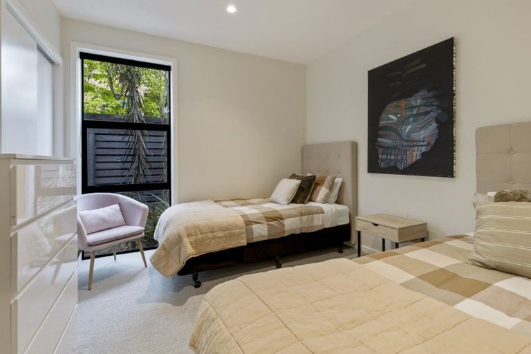 Photo of property in 31 Falconer Rise, Jacks Point, Queenstown, 9371