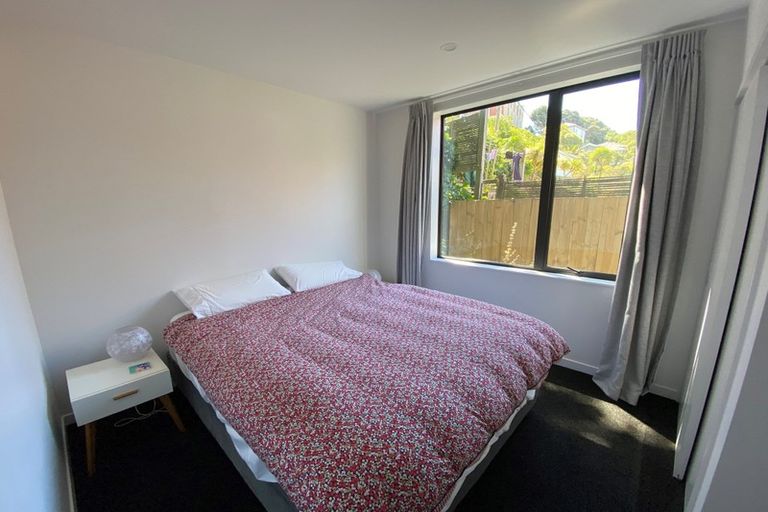 Photo of property in 1/18 Oriental Terrace, Oriental Bay, Wellington, 6011