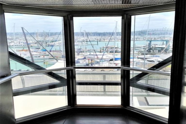 Photo of property in 11 Westhaven Place, Tuakau, 2121