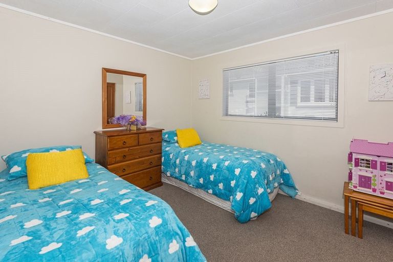Photo of property in 1-2/8a Lilian Street, Te Kamo, Whangarei, 0112