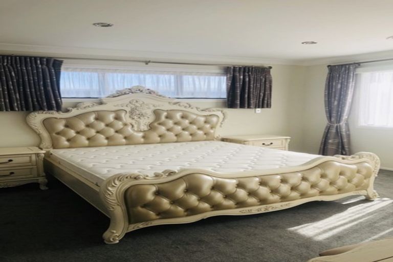 Photo of property in 66 Caldera Drive, Long Bay, Auckland, 0630