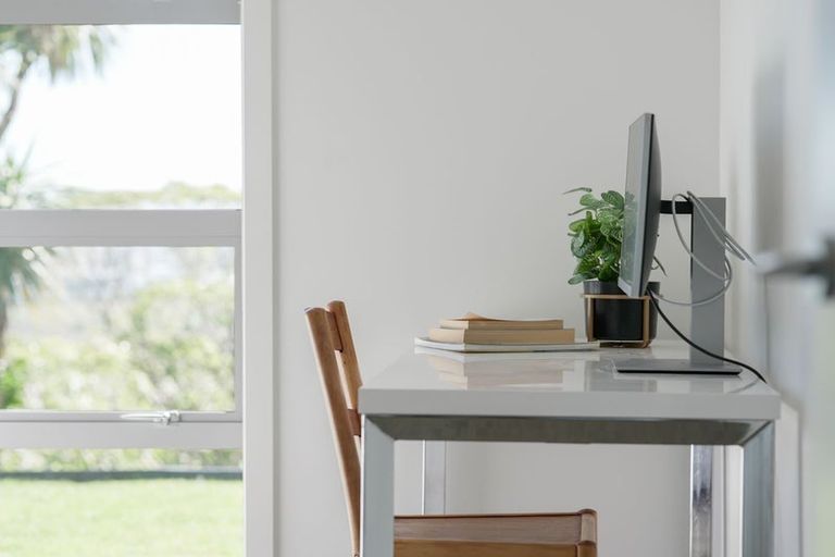 Photo of property in 5 Ocean Vista Lane, Paraparaumu, 5032