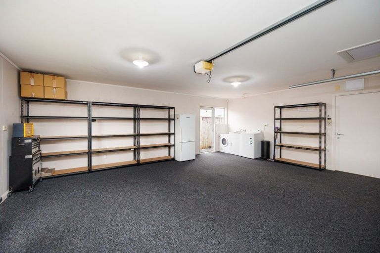 Photo of property in 5 Manhattan Court, Kelvin Grove, Palmerston North, 4414