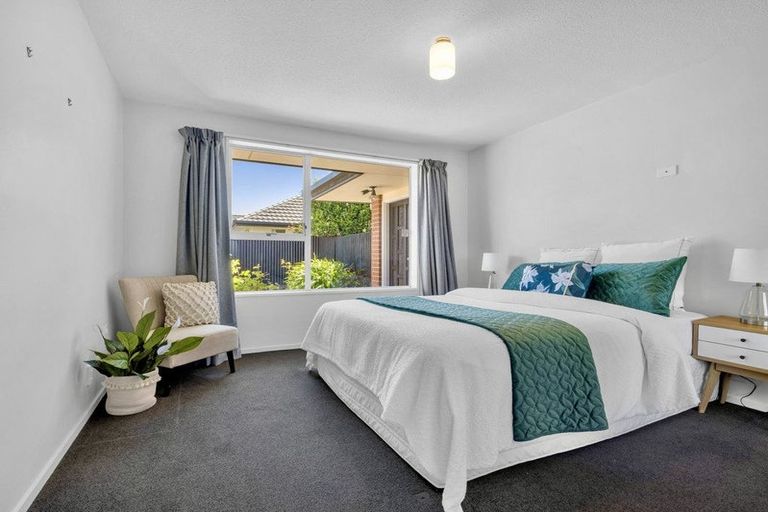 Photo of property in 30b Takaro Avenue, Sockburn, Christchurch, 8042