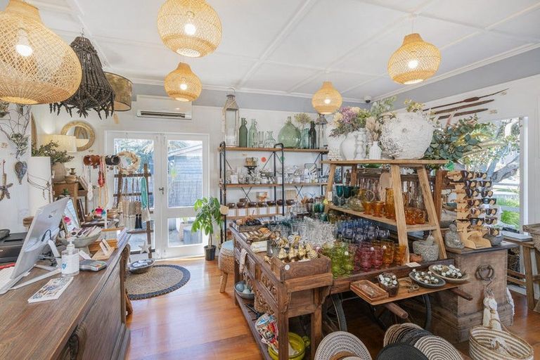 Photo of property in 1 Monk Street, Whitianga, 3510