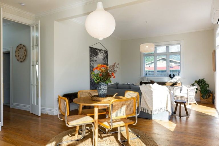 Photo of property in 95b Waikawa Road, Picton, 7220