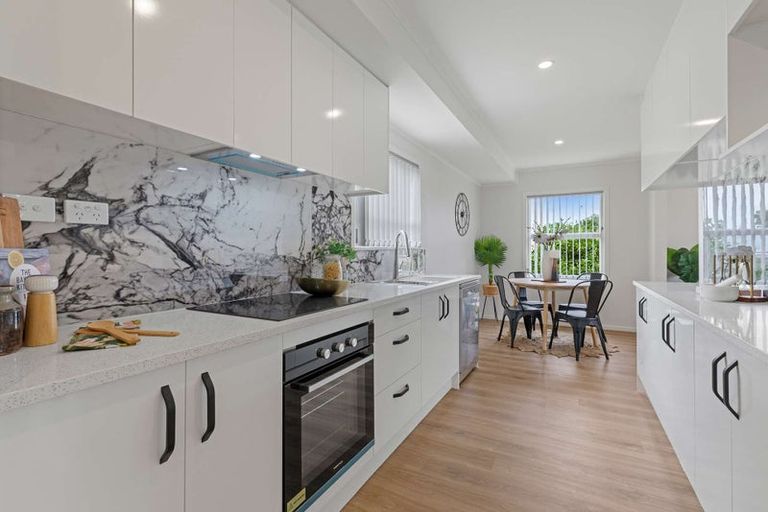 Photo of property in 14 Dagenham Street, Manurewa, Auckland, 2102