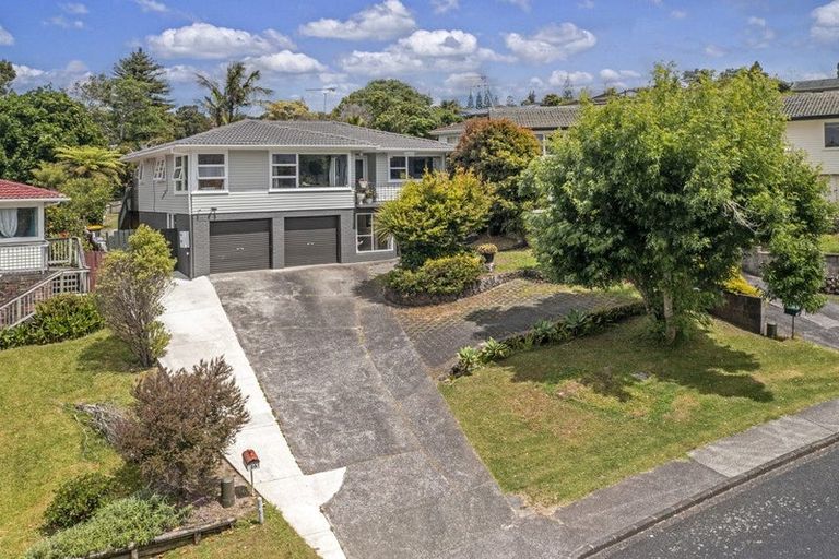 Photo of property in 26 Agincourt Street, Glenfield, Auckland, 0629