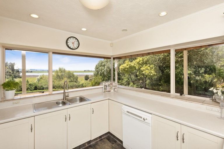 Photo of property in 22 Ballantyne Road, Poraiti, Napier, 4182