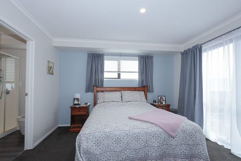 Photo of property in 14 Ridge Drive, Omokoroa, 3114