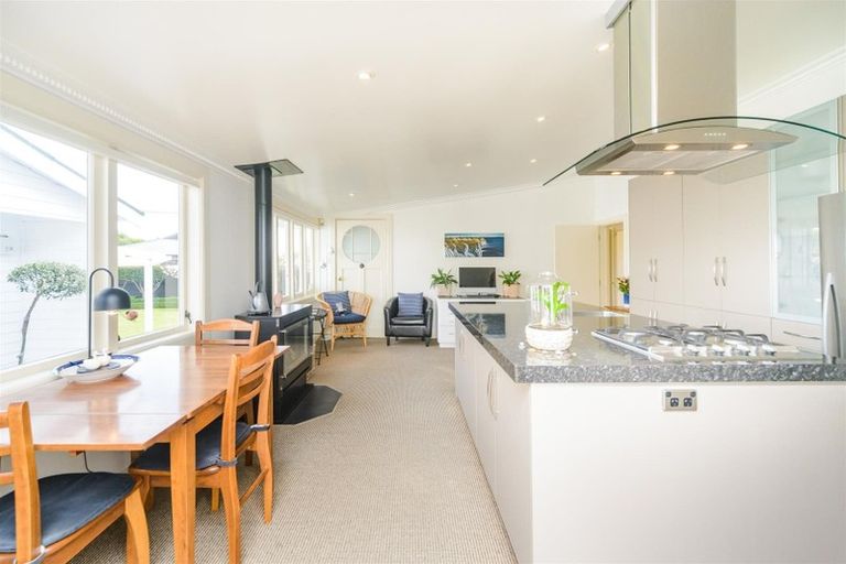 Photo of property in 23 Follett Street, Marton, 4710