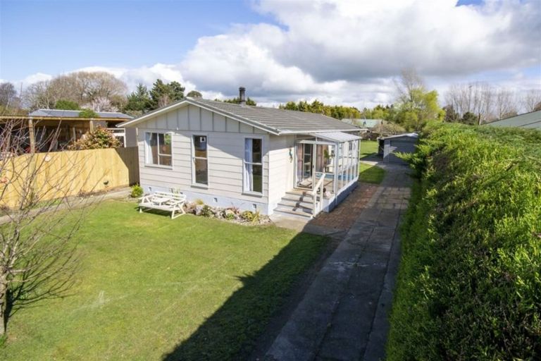 Photo of property in 29 Kings Avenue, Waikuku Beach, 7402