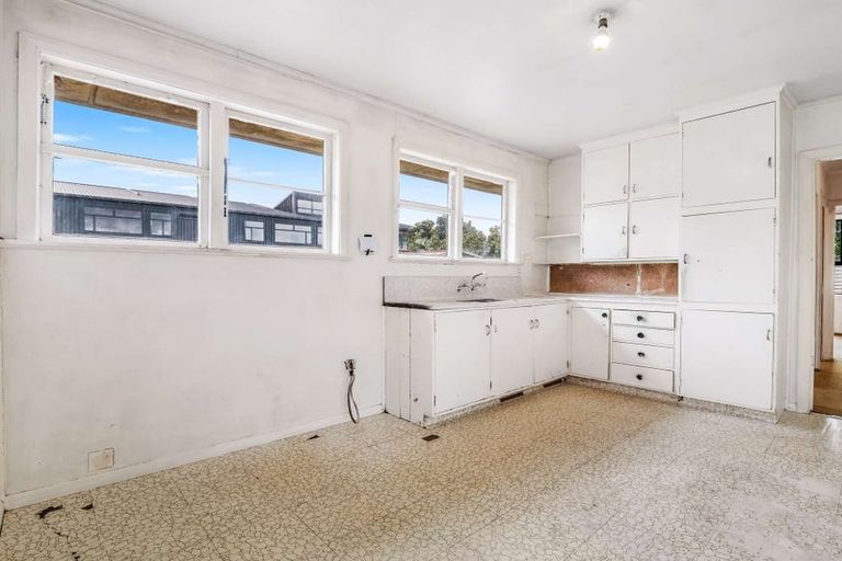 Photo of property in 51 Tawa Crescent, Manurewa, Auckland, 2102