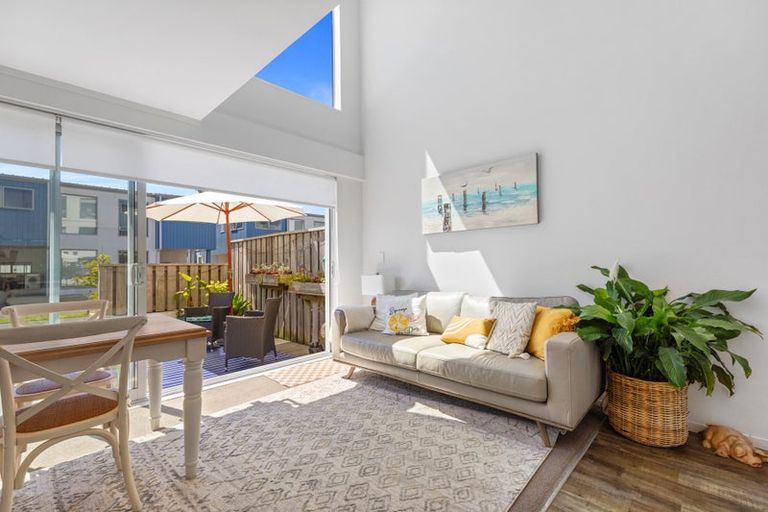 Photo of property in 31 Reynolds Place, Papamoa Beach, Papamoa, 3118