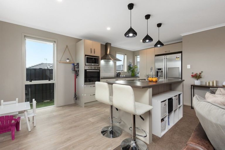 Photo of property in 14 Watene Way, Welcome Bay, Tauranga, 3112