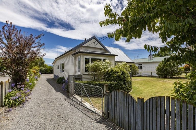 Photo of property in 66 Racecourse Road, Waipukurau, 4200