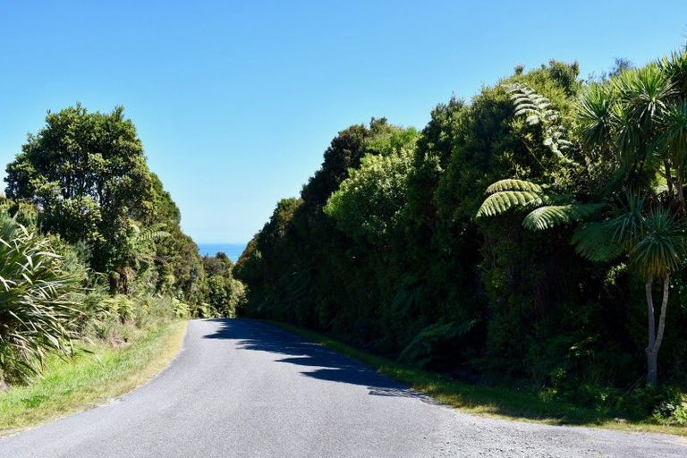 Photo of property in 37 South Terrace Road, Karamea, 7893