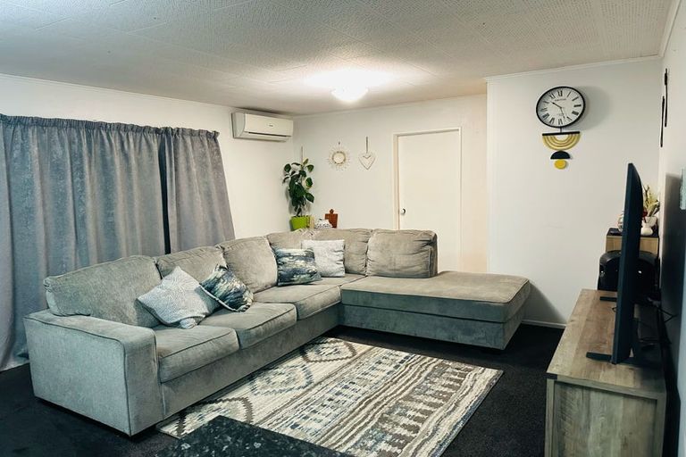 Photo of property in 1 Rimu Road, Raumati Beach, Paraparaumu, 5032