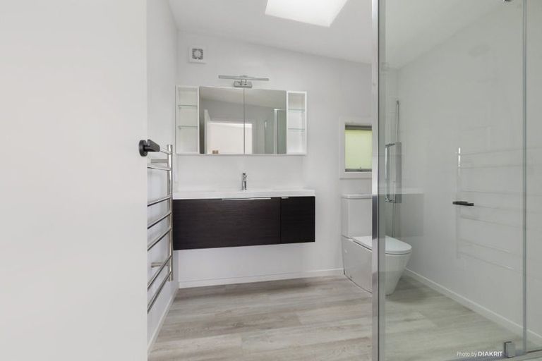 Photo of property in 83a Nevay Road, Miramar, Wellington, 6022